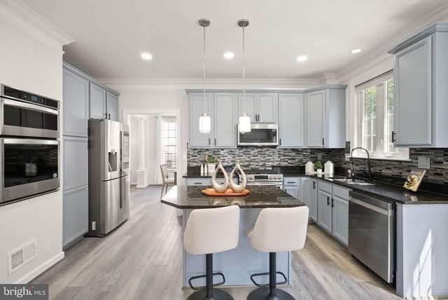 42669 EMPEROR DR, Brambleton, VA 20148