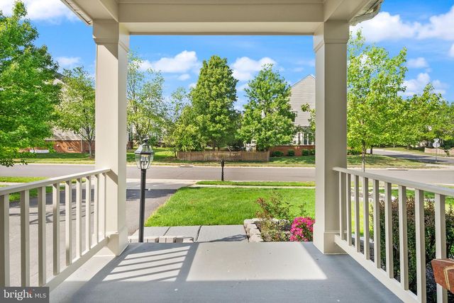42669 EMPEROR DR, Brambleton, VA 20148