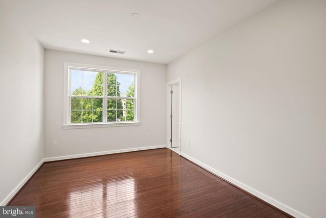 42669 EMPEROR DR, Brambleton, VA 20148