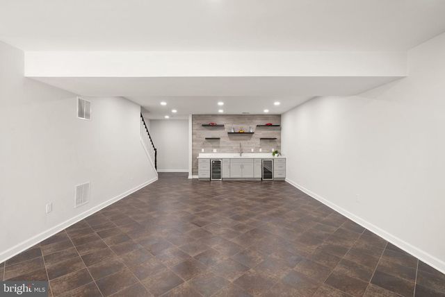 42669 EMPEROR DR, Brambleton, VA 20148
