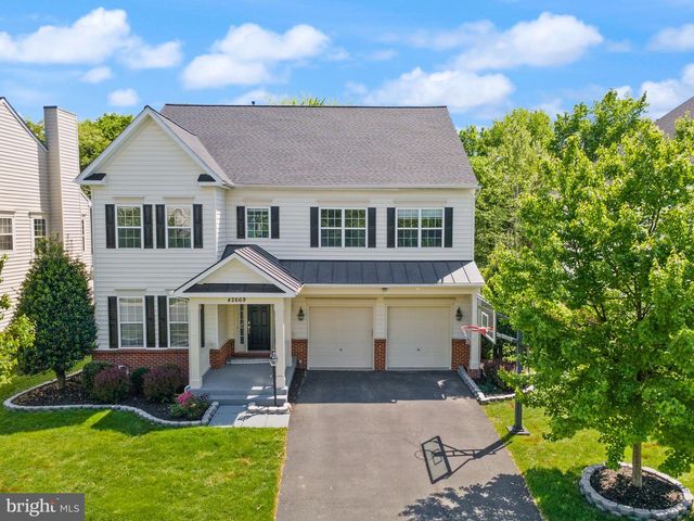 42669 EMPEROR DR, Brambleton, VA 20148
