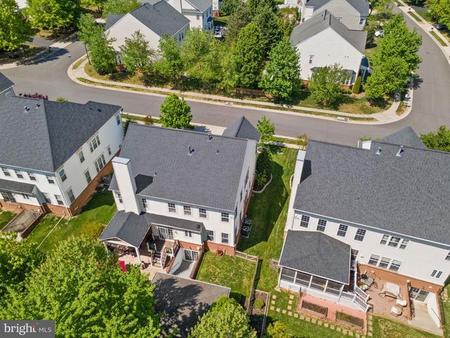 42669 EMPEROR DR, Brambleton, VA 20148