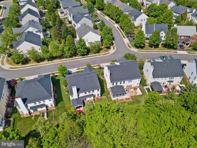 42669 EMPEROR DR, Brambleton, VA 20148