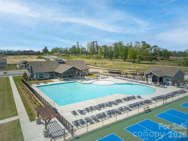 141 Wheatfield Road, Fletcher, NC 28732