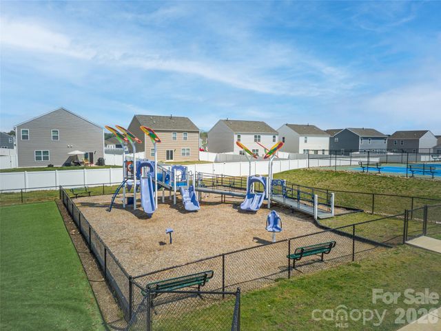 141 Wheatfield Road, Fletcher, NC 28732