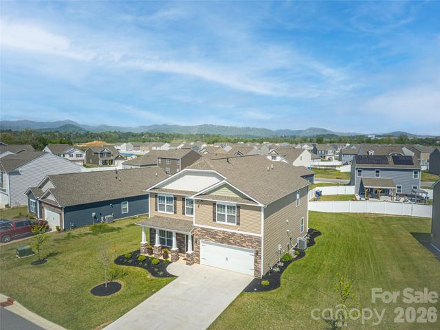 141 Wheatfield Road, Fletcher, NC 28732