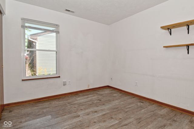 6624 Colleens Way, Indianapolis, IN 46221