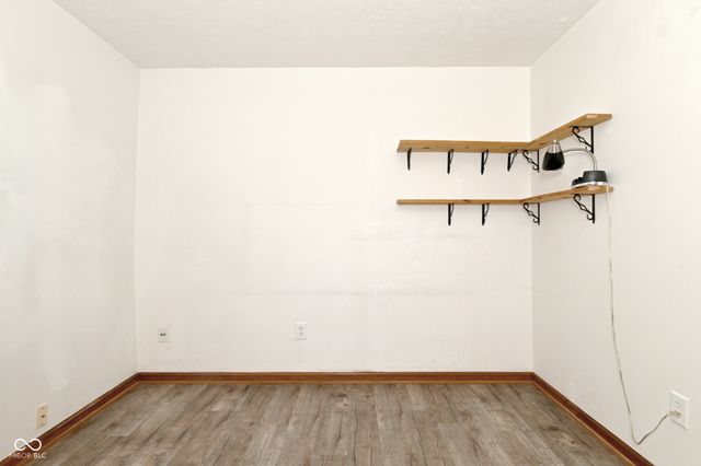 6624 Colleens Way, Indianapolis, IN 46221