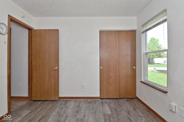 6624 Colleens Way, Indianapolis, IN 46221