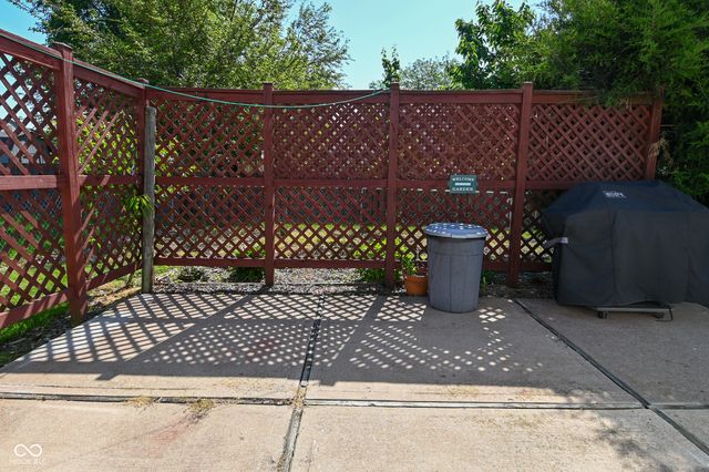 6624 Colleens Way, Indianapolis, IN 46221