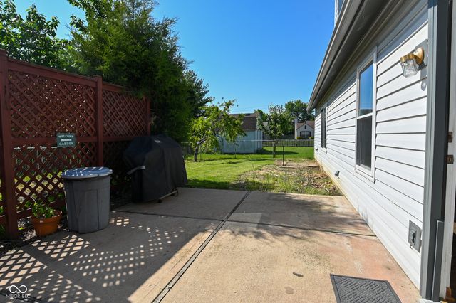 6624 Colleens Way, Indianapolis, IN 46221