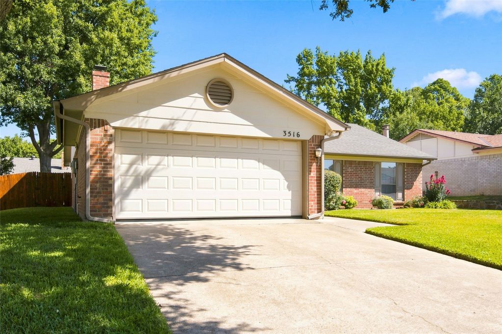 3516 Primrose Lane, Bedford, TX 76021 — exterior