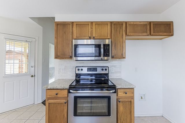 201 Seminole Trail, Alvarado, TX 76009