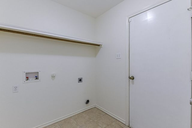 201 Seminole Trail, Alvarado, TX 76009