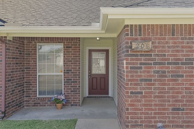 201 Seminole Trail, Alvarado, TX 76009