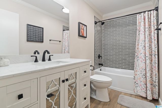 1066 CHATEAU DRIVE, Helena, AL 35080