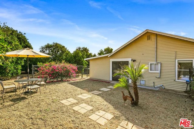 828 985 Fordyce Rd & 2561 Grand Avenue, Ojai, CA 93023