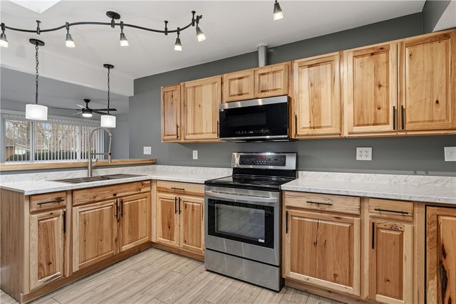 98 Gump Place, Trotwood, OH 45426