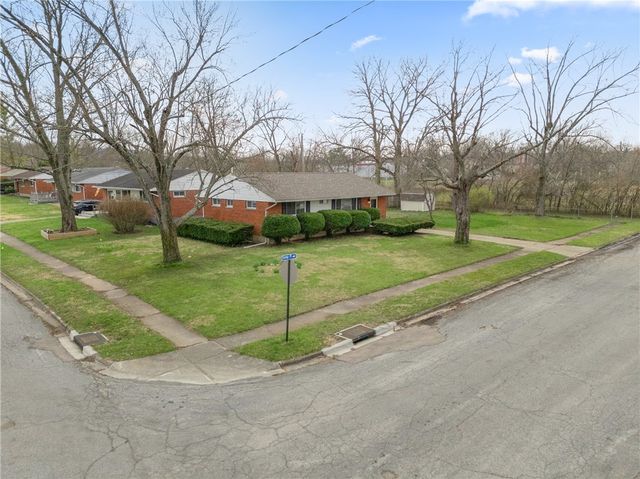 98 Gump Place, Trotwood, OH 45426