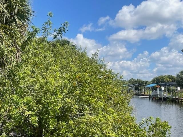 4450 Bayview ST, Port Charlotte, FL 33948