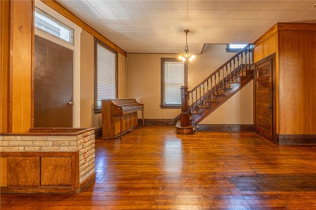 189 S Mount Vernon Ave, Uniontown, PA 15401