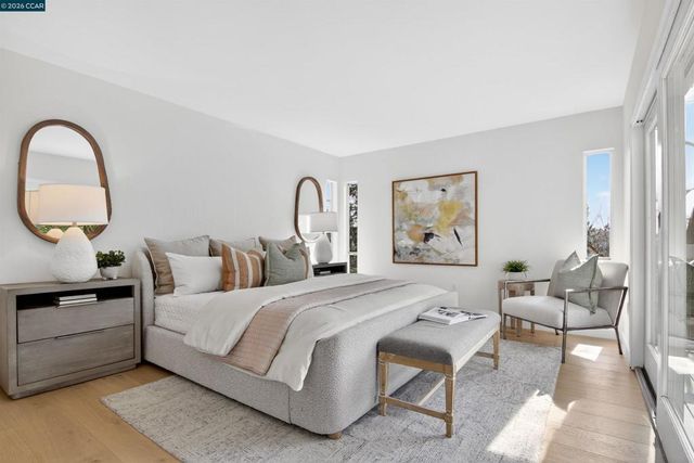 22 Las Palomas, Orinda, CA 94563