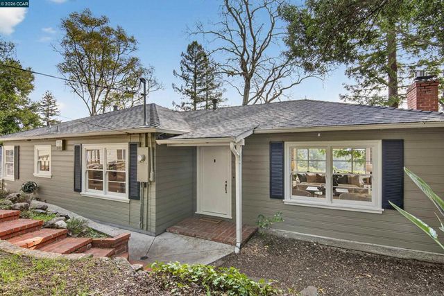 22 Las Palomas, Orinda, CA 94563