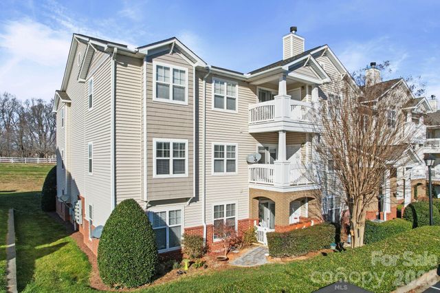 17113 Doe Valley Court, Cornelius, NC 28031