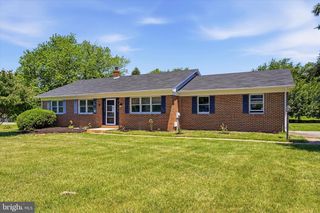 305 WHITE PINE DR, Middletown, DE 19709