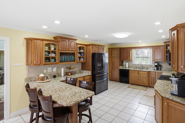 201 Station Drive, Richmond, KY 40475