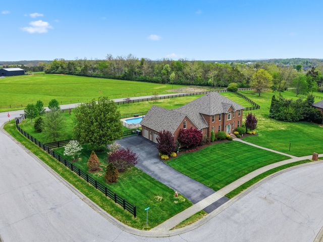 201 Station Drive, Richmond, KY 40475