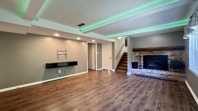 5340 S Maryknoll DRIVE, New Berlin, WI 53151