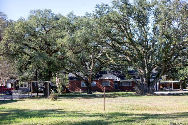 4624 39th St, Zachary, LA 70791