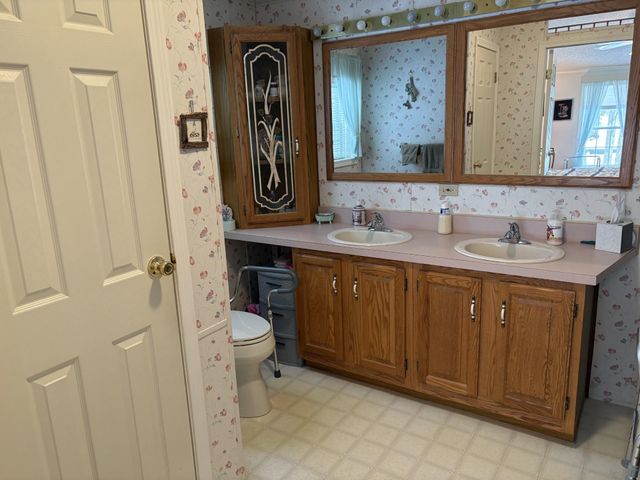 9 Kenyann Drive, Wolfeboro, NH 03894