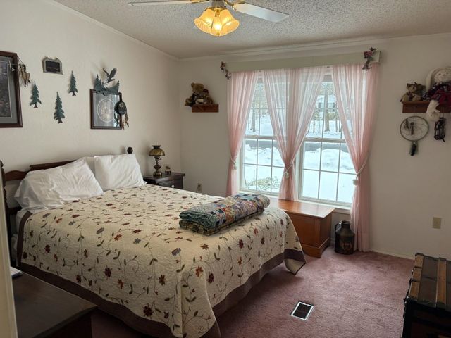 9 Kenyann Drive, Wolfeboro, NH 03894