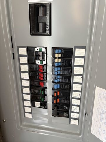 9 Kenyann Drive, Wolfeboro, NH 03894