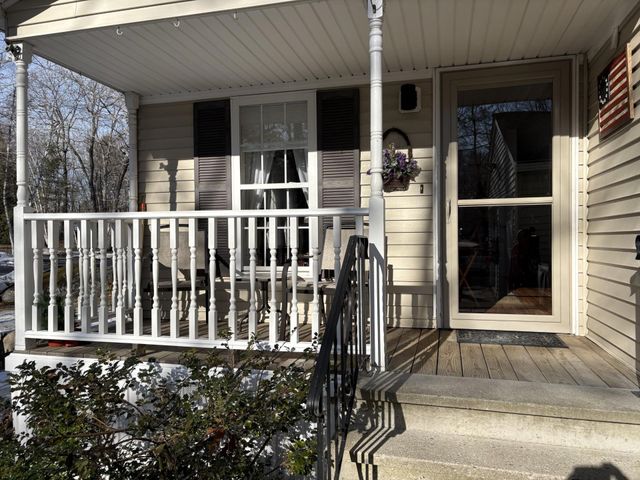 9 Kenyann Drive, Wolfeboro, NH 03894