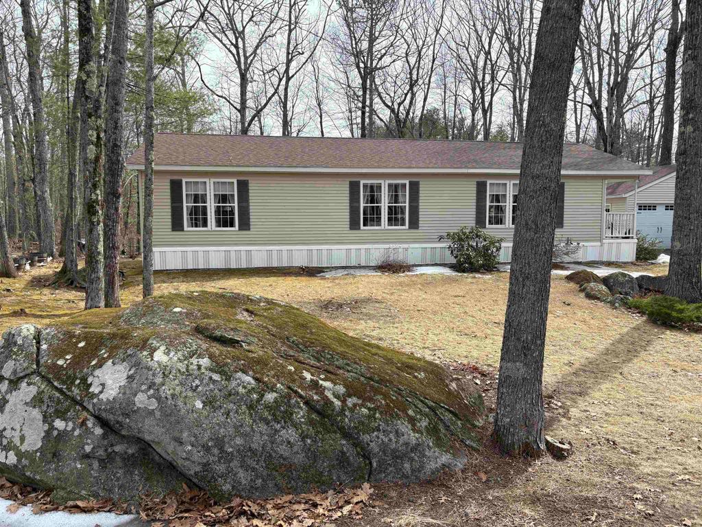 9 Kenyann Drive, Wolfeboro, NH 03894