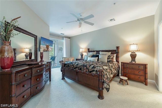 8375 Whisper Trace LN M202, Naples, FL 34114