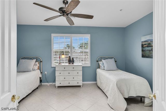 8375 Whisper Trace LN M202, Naples, FL 34114