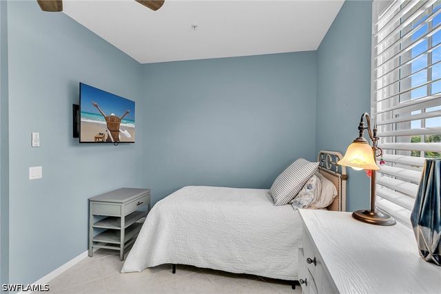 8375 Whisper Trace LN M202, Naples, FL 34114