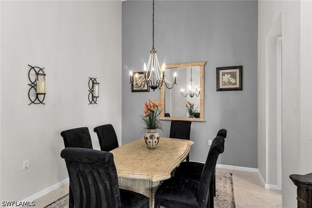 8375 Whisper Trace LN M202, Naples, FL 34114