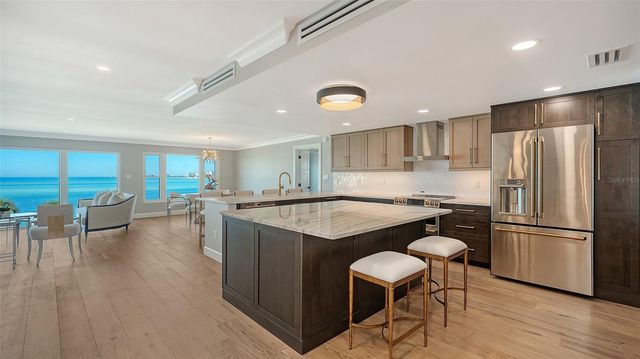 4708 OCEAN BOULEVARD E7, Sarasota, FL 34242