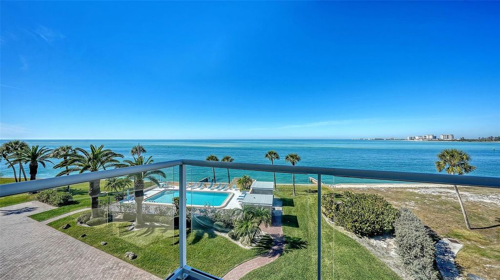 4708 OCEAN BOULEVARD E7, Sarasota, FL 34242