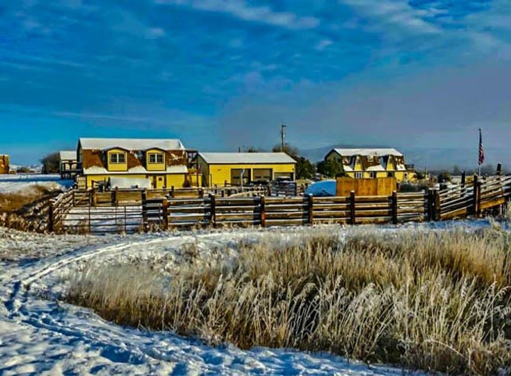 654 Hwy 20 N, Thermopolis, WY 82443 photo 18