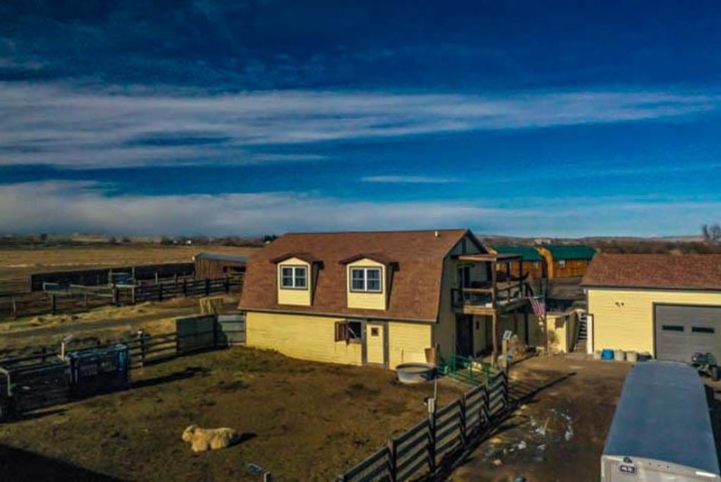 654 Hwy 20 N, Thermopolis, WY 82443 photo 23