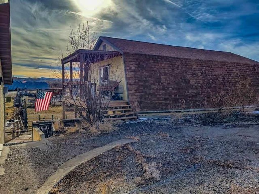 654 Hwy 20 N, Thermopolis, WY 82443 photo 36