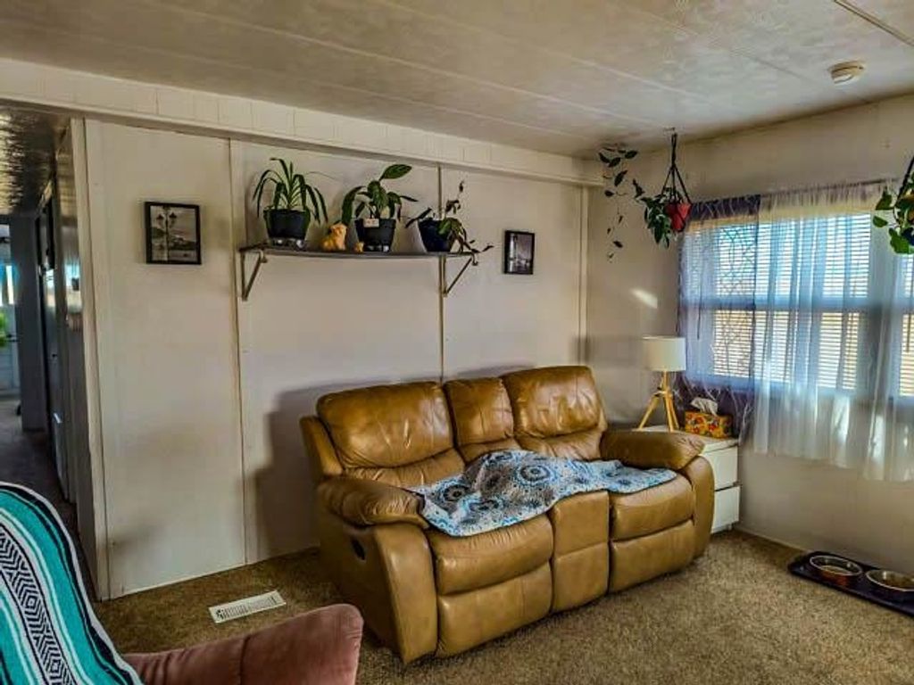 654 Hwy 20 N, Thermopolis, WY 82443 photo 41