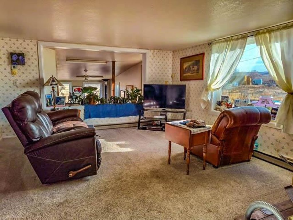 654 Hwy 20 N, Thermopolis, WY 82443 photo 48