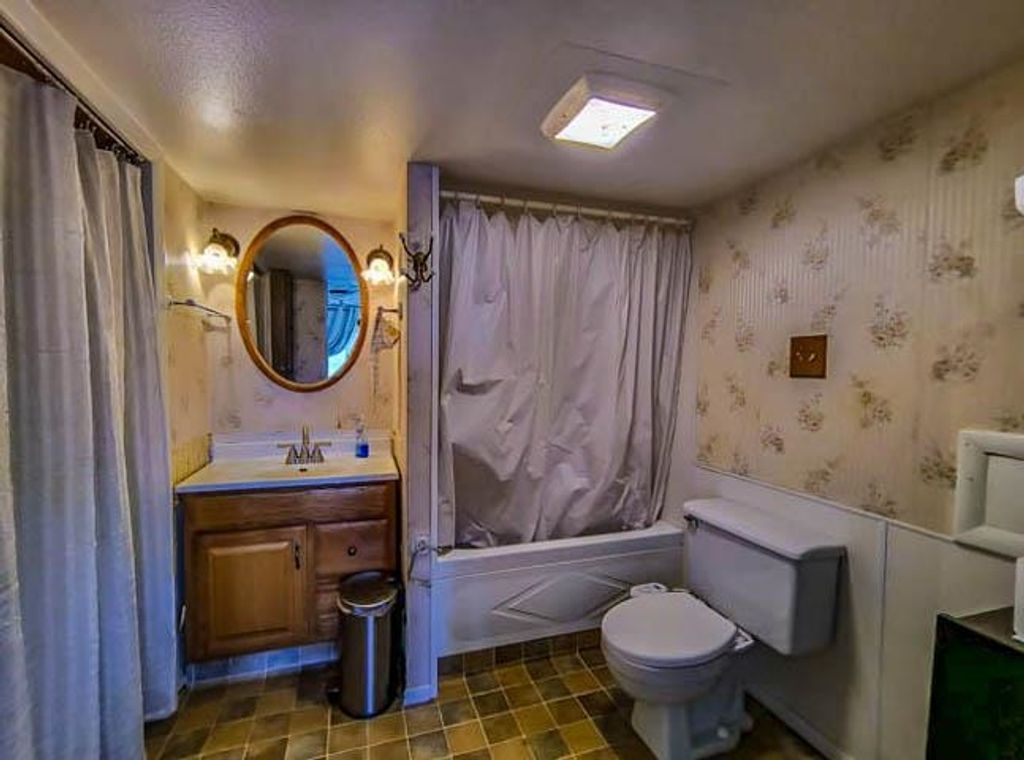 654 Hwy 20 N, Thermopolis, WY 82443 photo 57